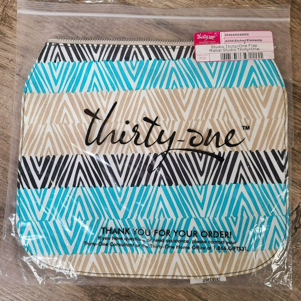 New Studio Thirty-One 31 Flap Etched Elements AD04 Blue Beige Black - Picture 1 of 3